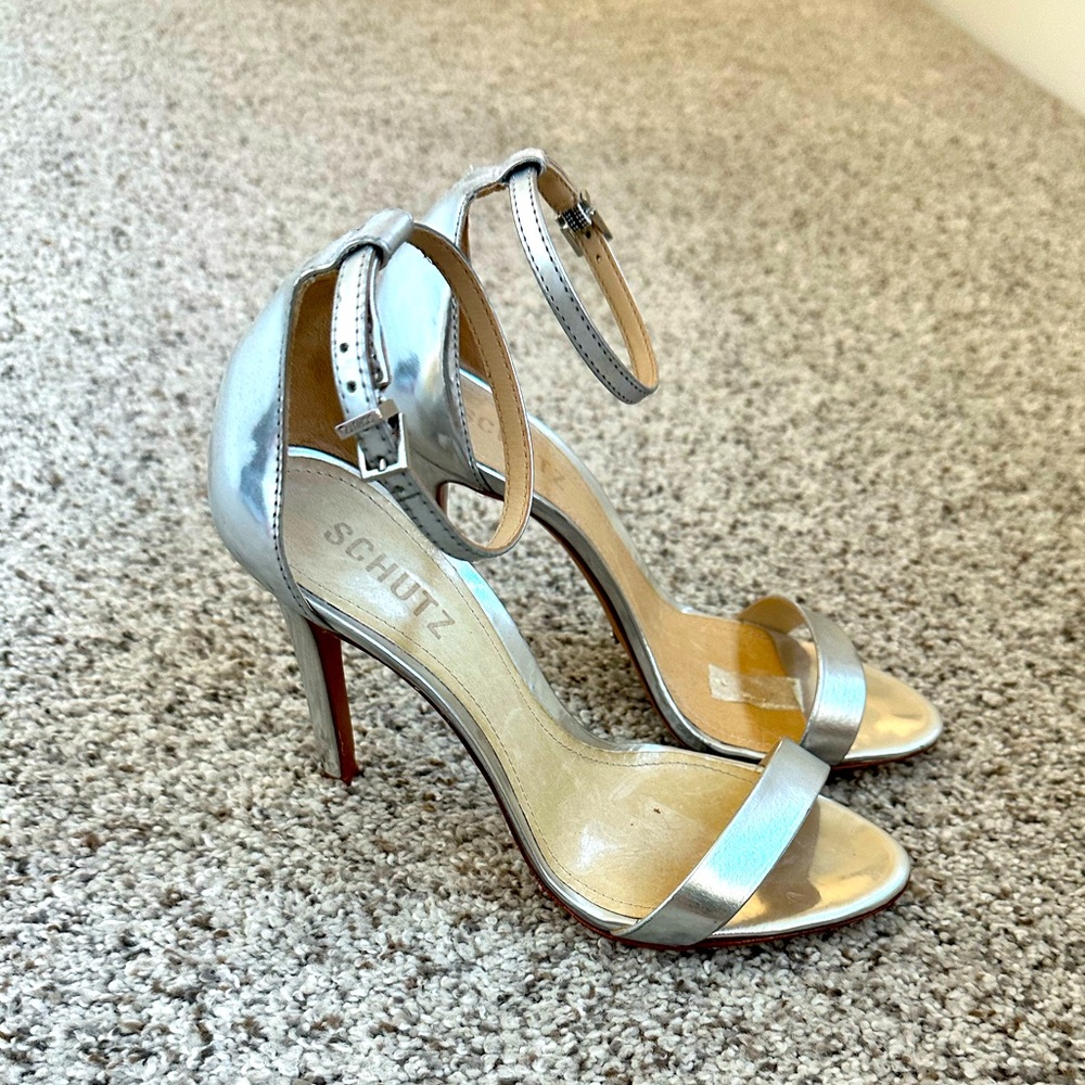 Cadey Lee Ankle-Strap Sandals